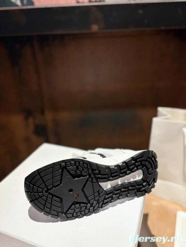 2025 Unisex Dior White Black Flyknit Sneakers LY00260