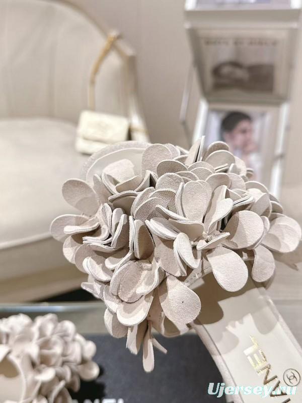 2025 Women Chanel Beige Leather Mules Floral B2032-2