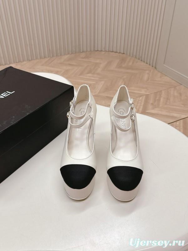 2025 Women Chanel White Black Leather Platform Mary Jane KFY00350