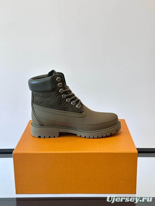 2024 Men Louis Vuitton Brown Rubber Leather Combat Boots MJ00390