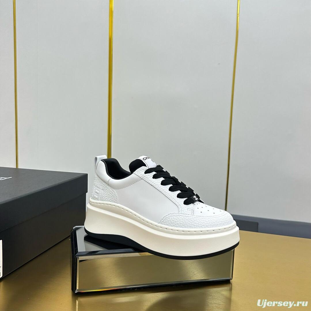 2025 Women Chanel White Black Leather Sneakers
