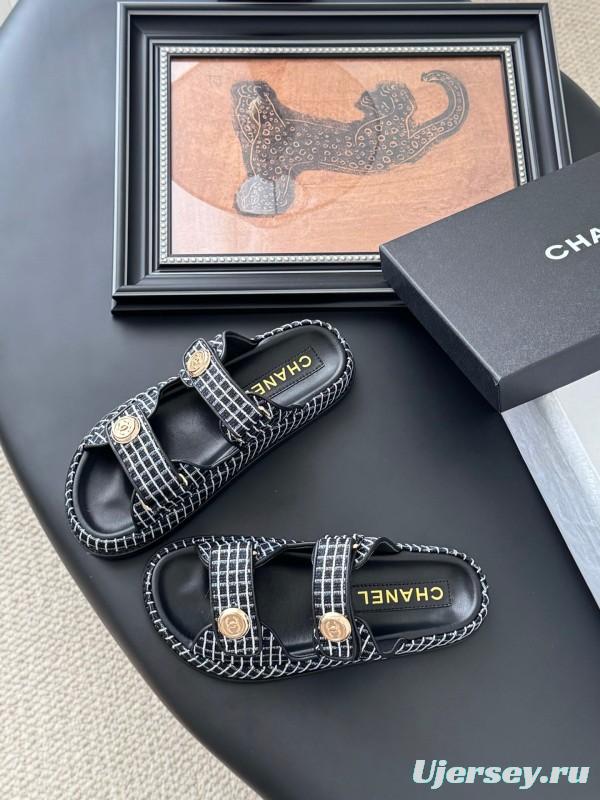 2025 Women Chanel Black White Leather Sandals LY00310