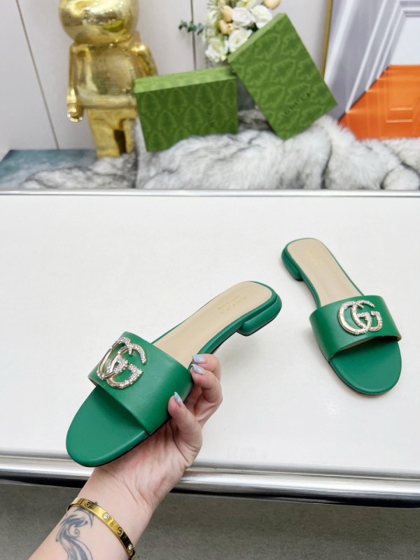 2025 Women Gucci Green Leather Flat Heel Slippers Double G Buckle MJ00190