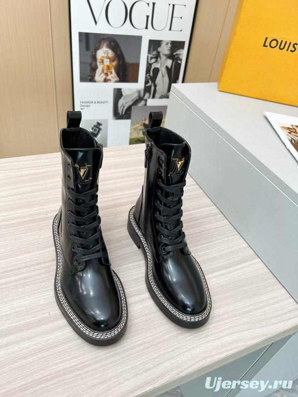 2024 Women Louis Vuitton Black Calfskin Leather Boots MJ00370