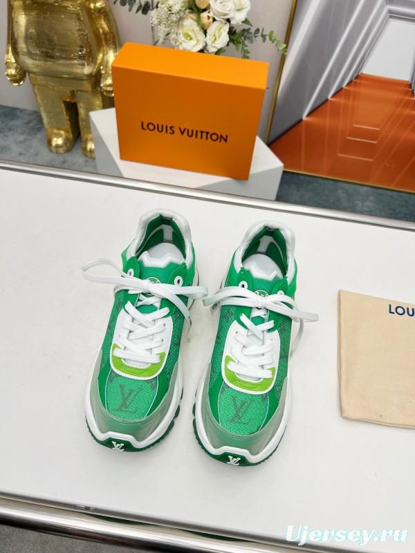 2025 Unisex Louis Vuitton Green White Leather Mesh Rubber Sneakers Monogram LY00340