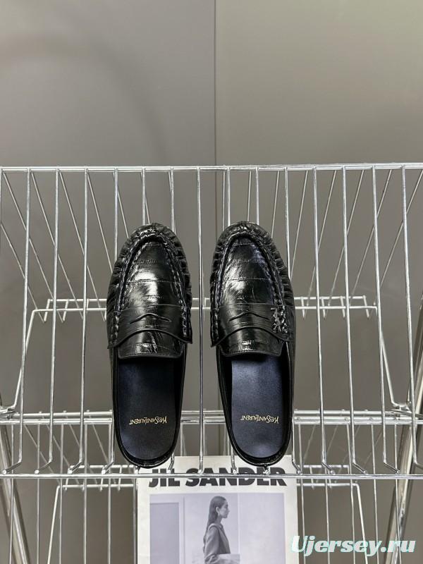 2025 Women Yves Saint Laurent Black Calfskin Loafers KFY00330