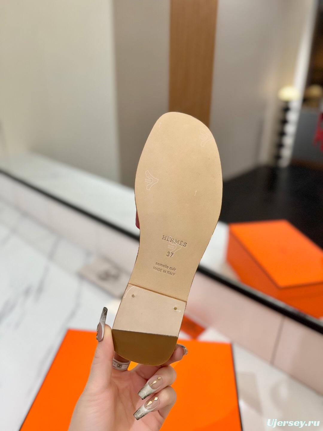 2025 Women Hermès Red Leather Slippers