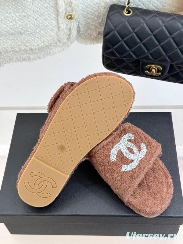 2025 CHANEL Brown Terrycloth Slippers CC Logo KFY00220