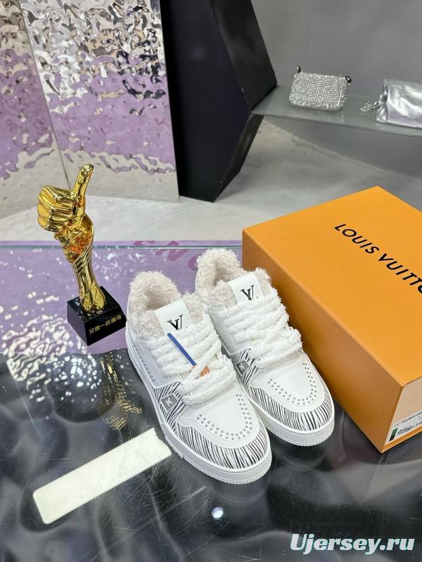 2024 Unisex Louis Vuitton White Leather Plimsolls Monogram MJ00530