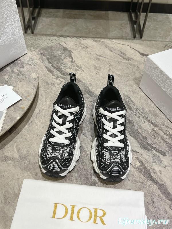 2025 Women Dior Black White Textile Casual Sneakers KFY00370