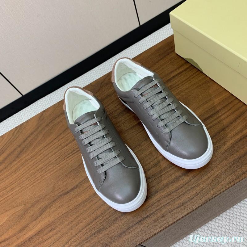 2025 Men Brunello Cucinelli Gray Leather Casual Sneakers Handmade Smooth Finish KFY00310 (M)