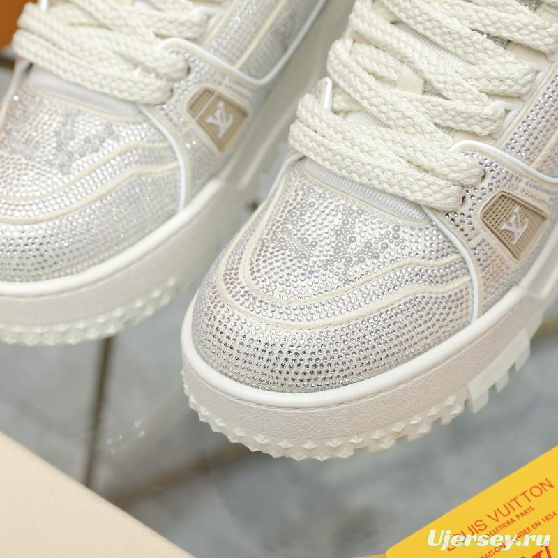2024 Unisex Louis Vuitton White Crystal Trainer Leather Plimsolls High Temperature Pressing MJ00430