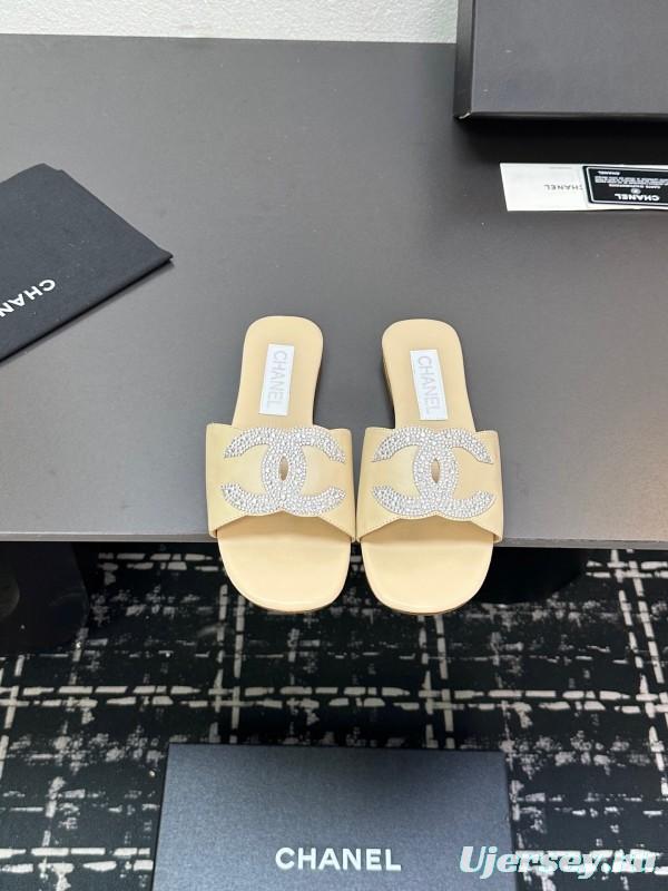 2025 Women CHANEL Beige Leather Slippers