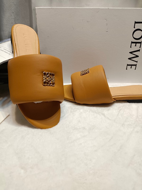 2025 Women Loewe Tan Leather Slippers LY00260