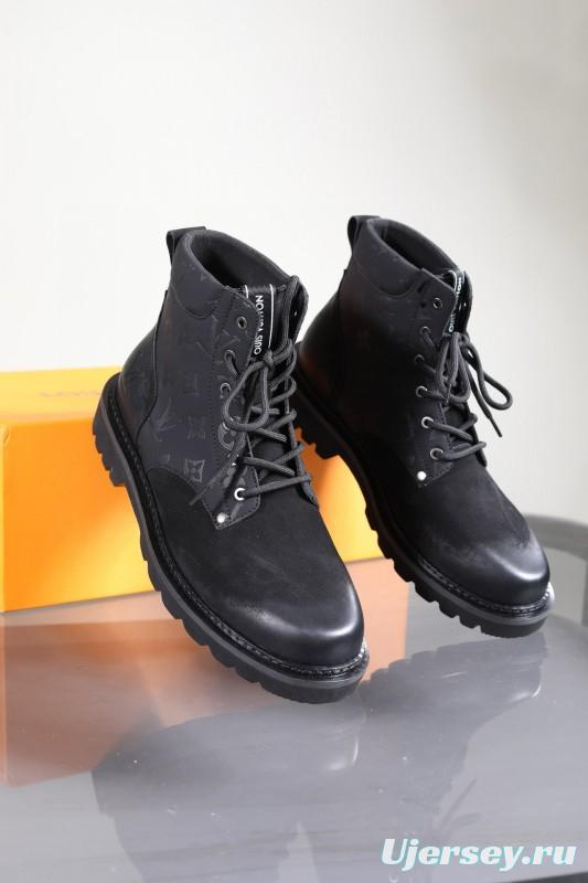 2024 Men Louis Vuitton Black Leather Nubuck Ankle Boots MJ00470