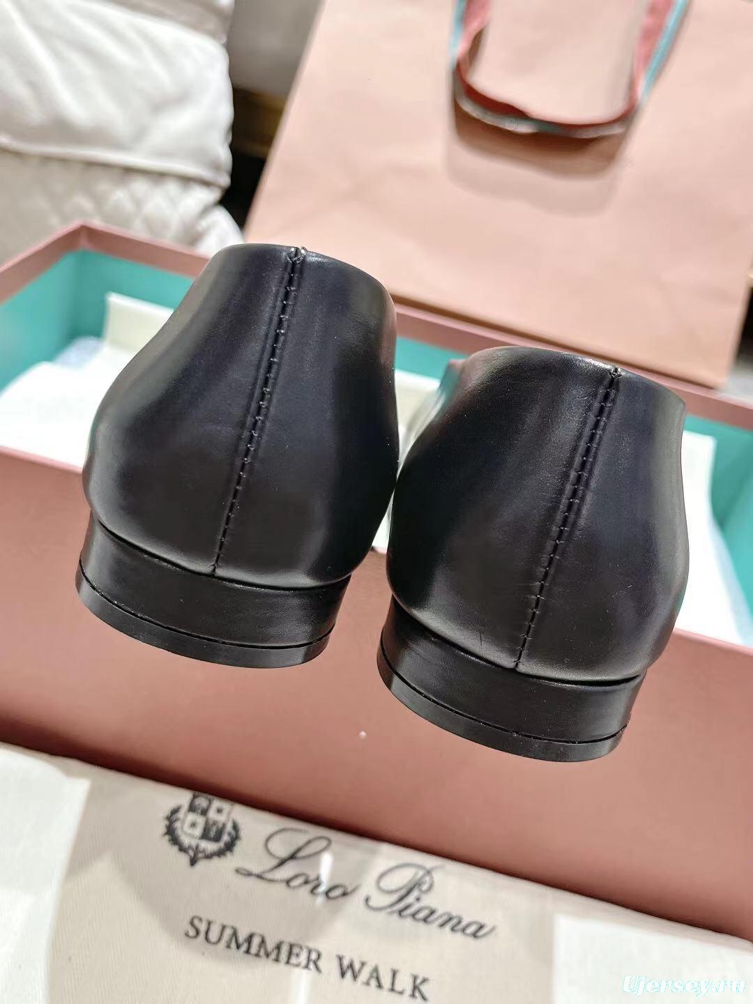 2025 Women LP Black Leather Ballet Flats