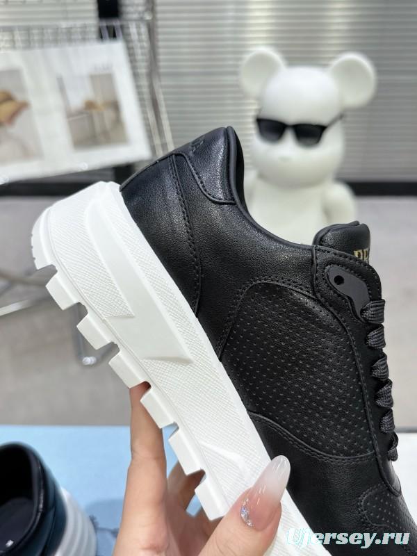 2025 Unisex Prada Black Leather Sneakers KFY00310