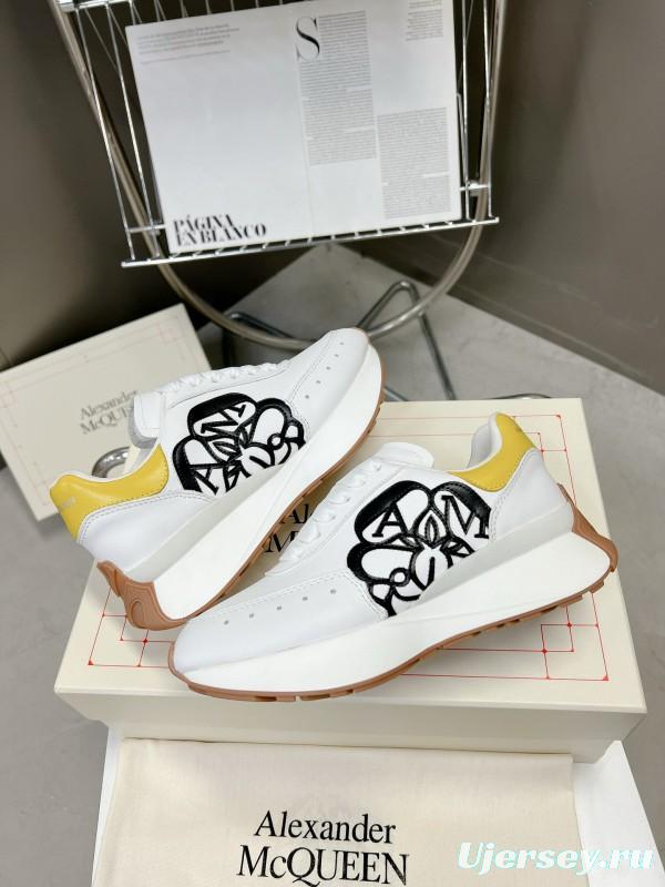 2023 Unisex Alexander McQueen White Yellow Leather Sneakers Seal Logo MJ00370