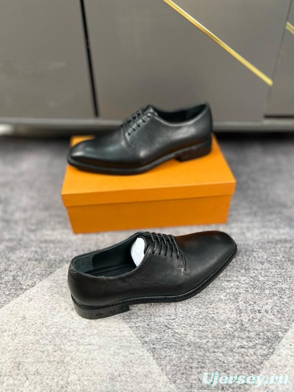 2024 Men Louis Vuitton Black Leather Formal Shoes MJ00380