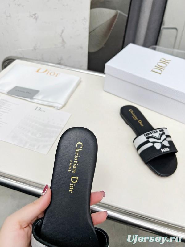 2025 Women Dior Black White Embroidery Slippers LY00170