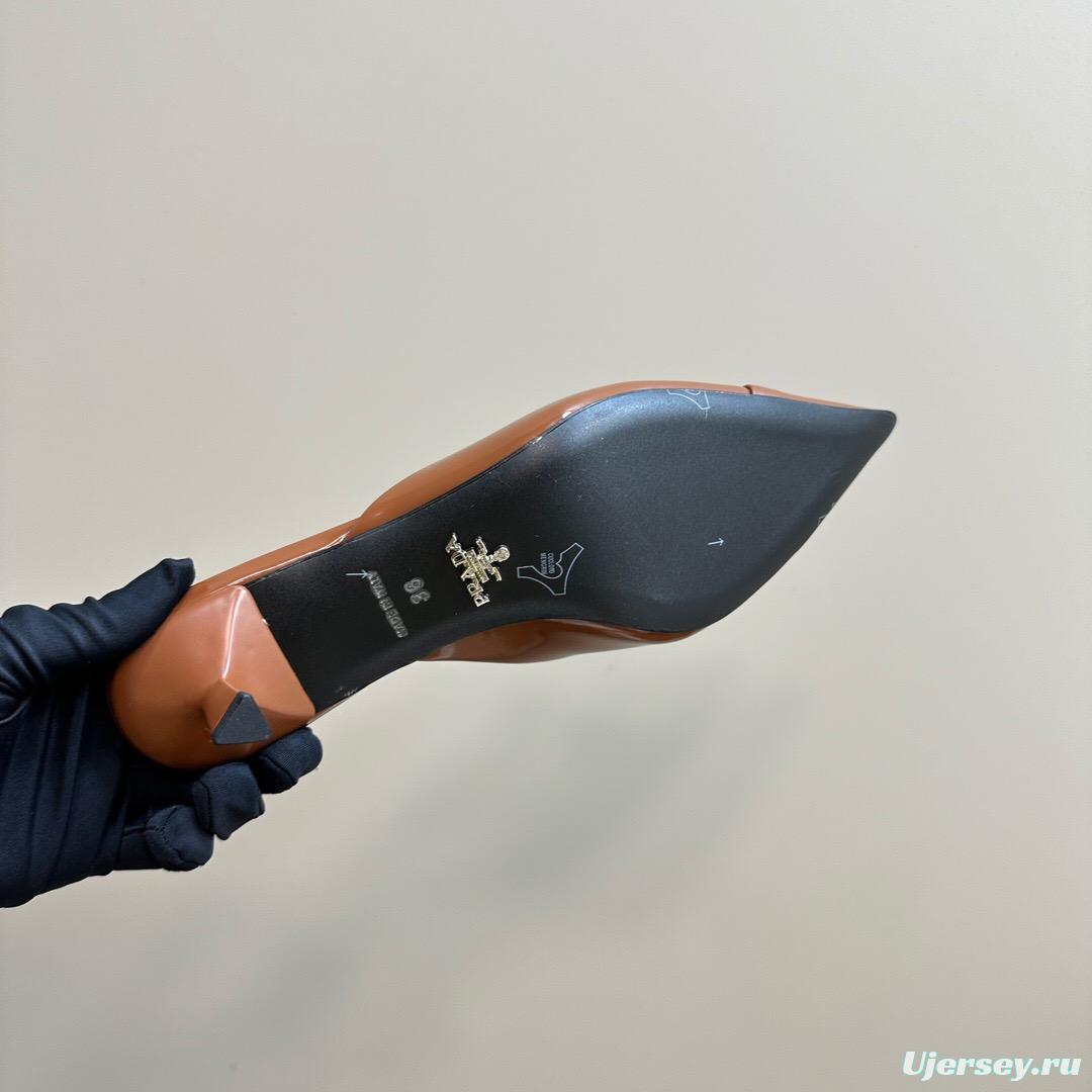 2025 Women Prada Brown Leather Mules KFY00310