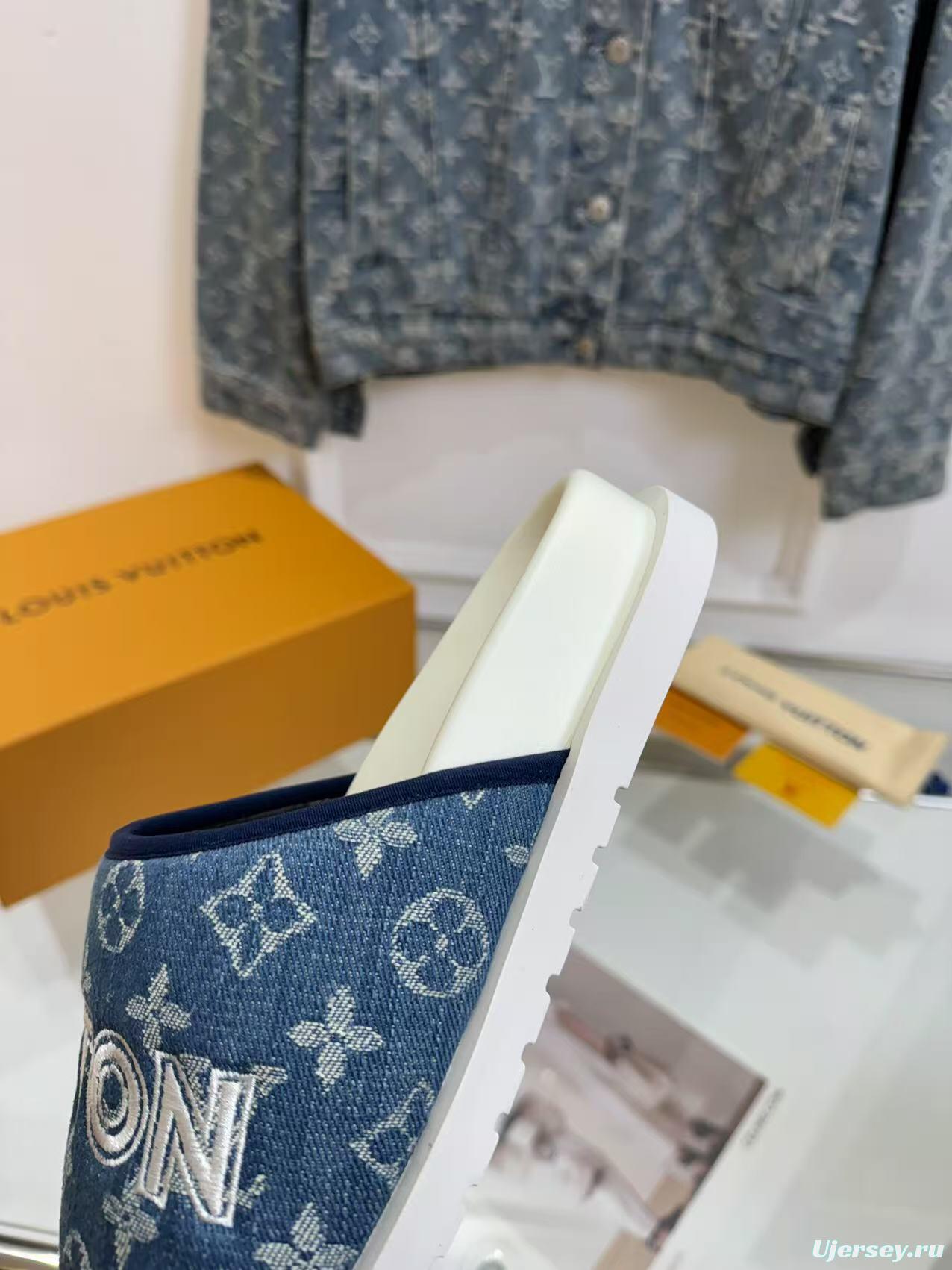 2025 Slippers Louis Vuitton Blue Denim Canvas Slippers LY