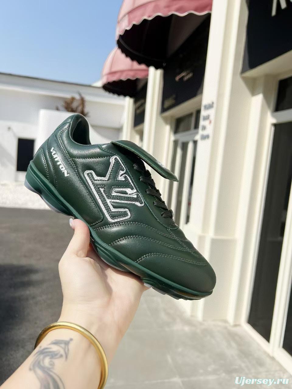 2025 Unisex Louis Vuitton Green Leather Sneakers MJ00380