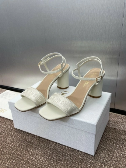 2025 Women Dior White Leather Sandals Embroidery KFY00280