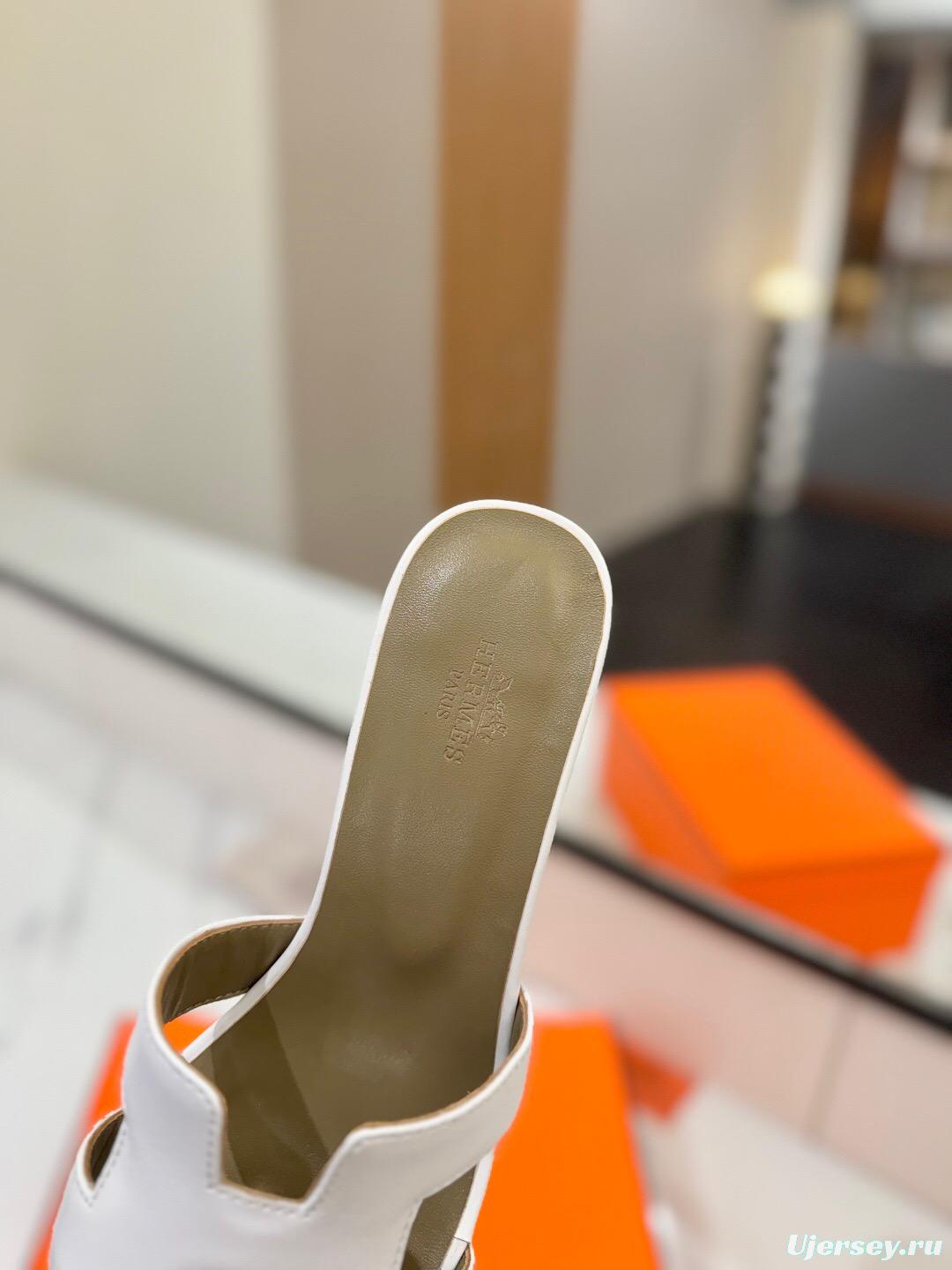 2025 Women Hermès White Leather Sandals