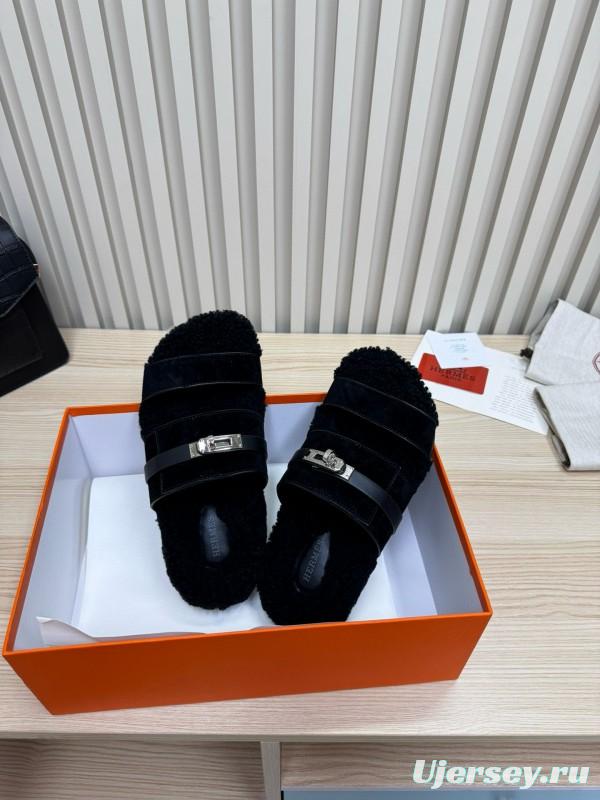 2024 Slippers Hermès Black Sheepskin Slippers MJ00300