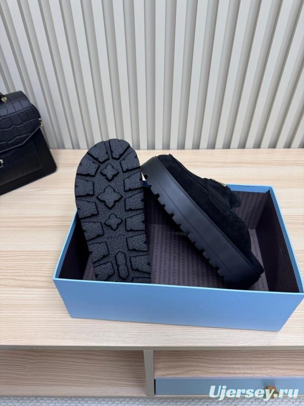 2025 Women Prada Black Suede Loafers Slip-On KFY00280