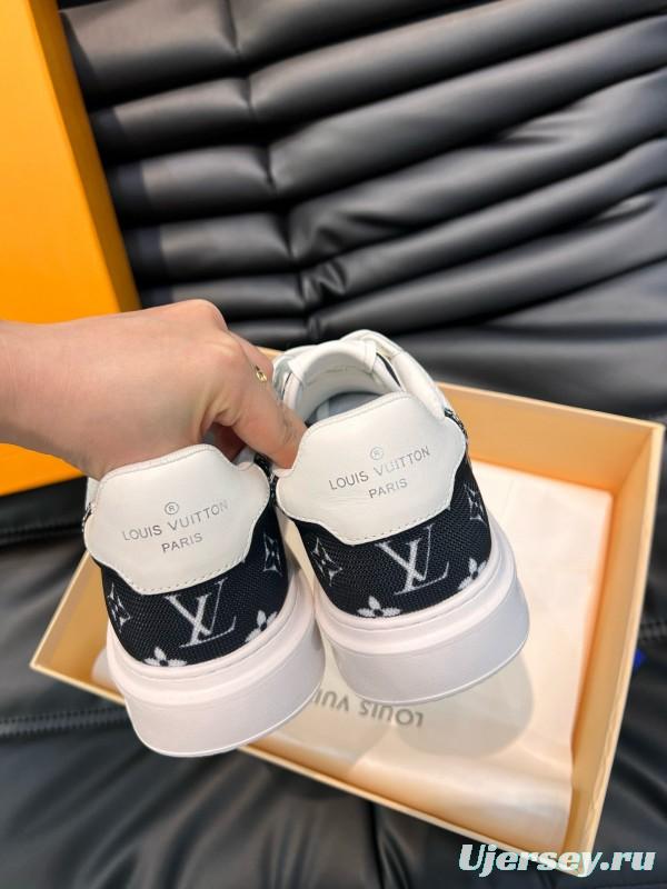 2024 Men Louis Vuitton White Leather Mesh Sneakers MJ00400