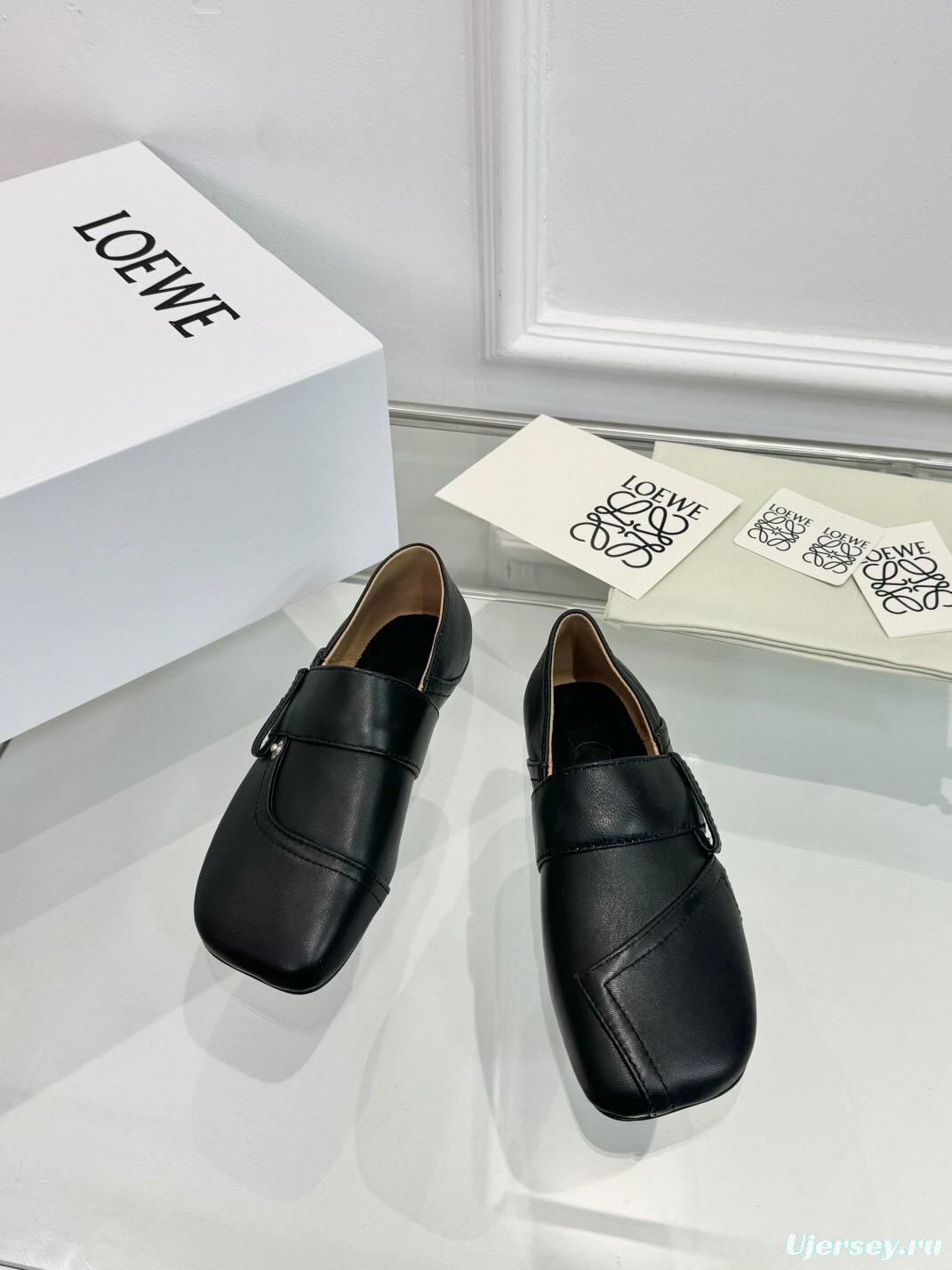 2025 Women Loewe Black Leather Loafers LY00291