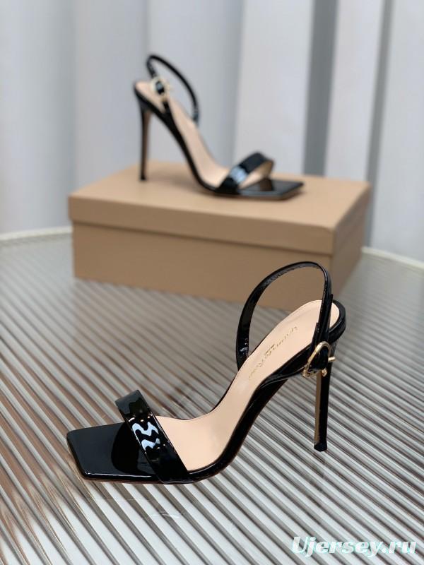 2025 Women Gianvito Rossi Black Patent Leather Slingback Sandals