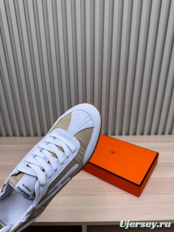 2025 Unisex Hermès White Beige Suede Down Fabric Sneakers Top Version KFY00300