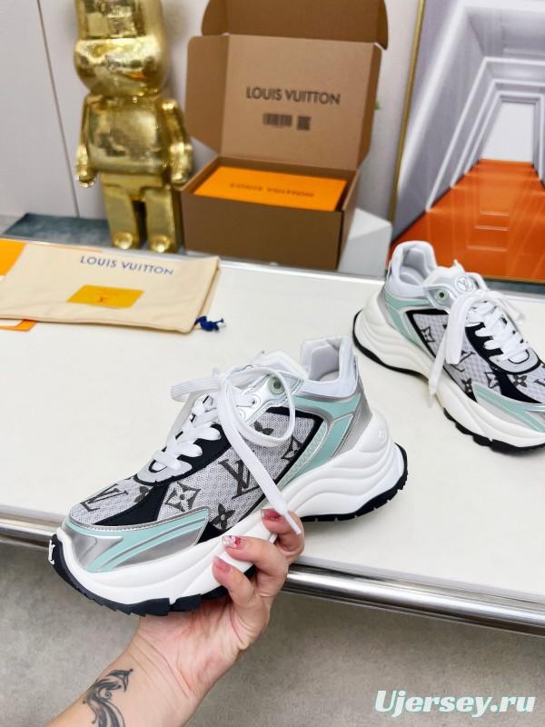 2025 Women Louis Vuitton White Black Mint Leather Mesh Sneakers LY00340