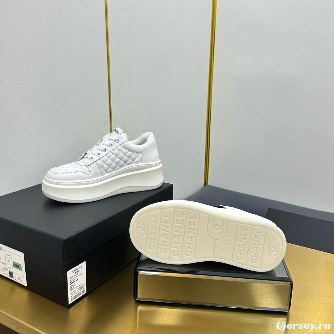 2025 Women Chanel White Leather Sneakers Thick Sole