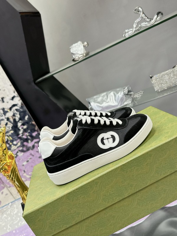 2024 Unisex Gucci Black White Leather Sneakers MJ00310