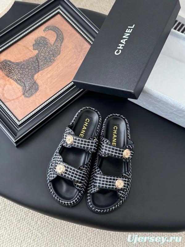 2025 Women Chanel Black White Leather Sandals LY00310