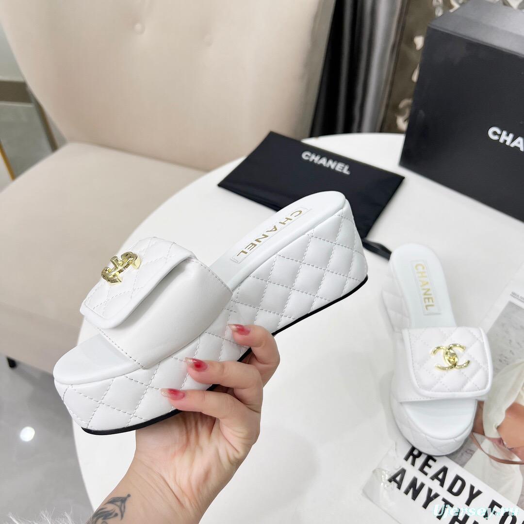 2025 Women Chanel White Leather Sandals