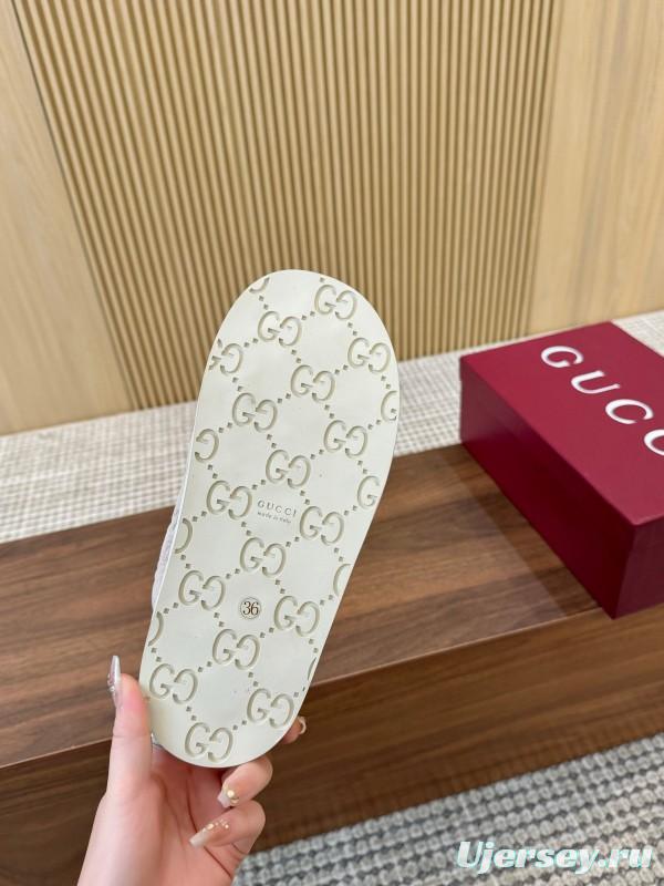 2025 Women Gucci Beige Leather Sandals