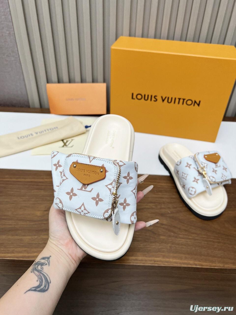 2025 Women Louis Vuitton White Brown Canvas Slippers KFY00230