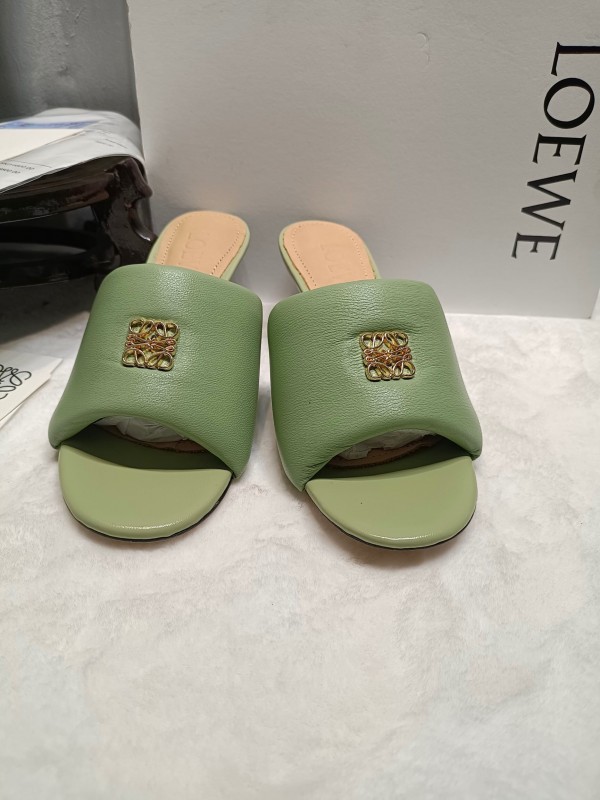 2025 Women Loewe Green Leather Slippers