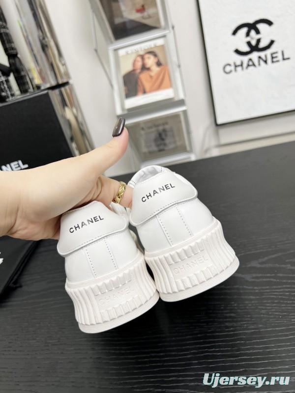 2025 Women Chanel White Leather Suede Sneakers LY00270