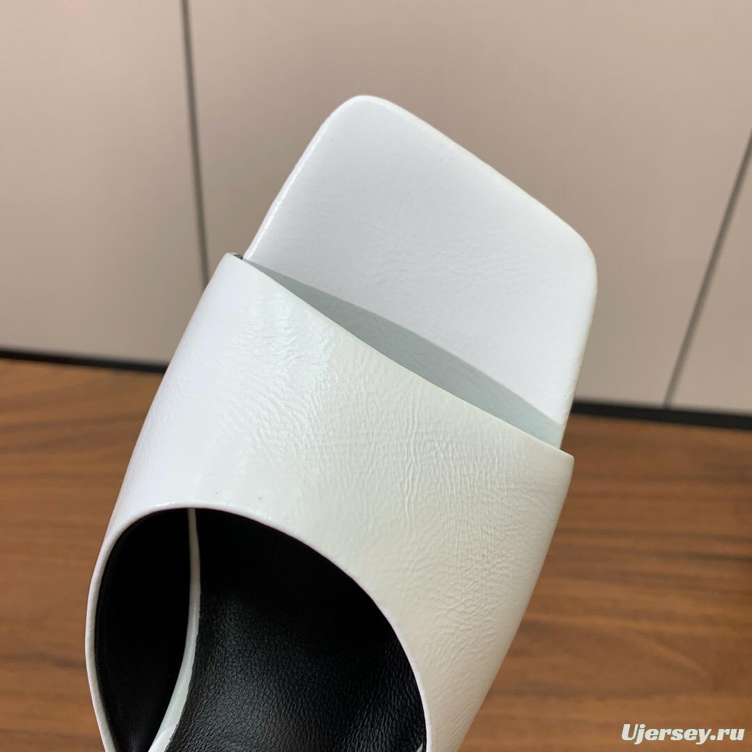 2025 Women VERSACE White Leather Slippers