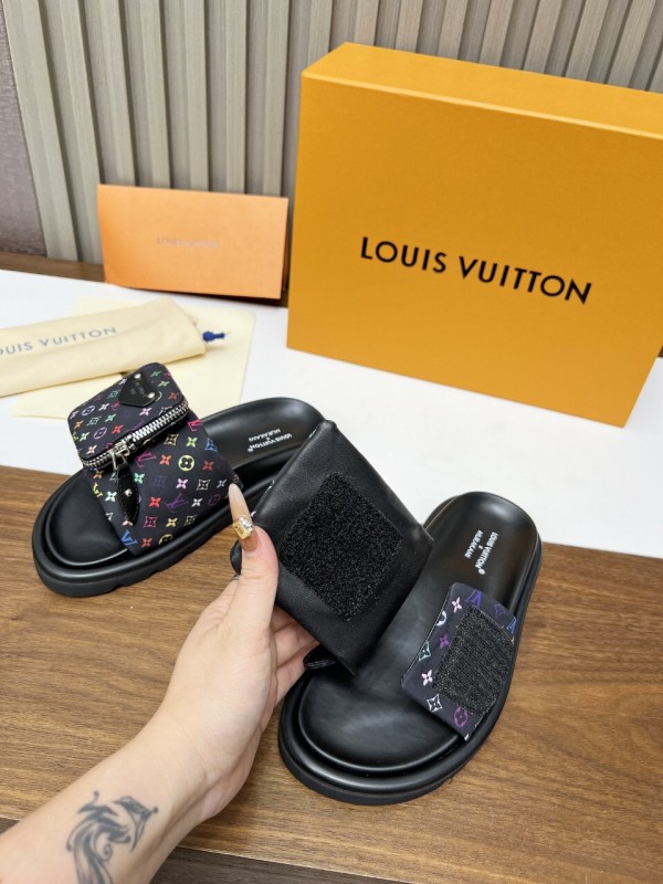 2025 Slippers Louis Vuitton Multicolor Canvas Slippers KFY00230