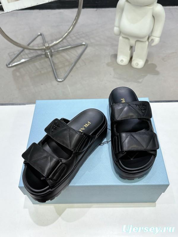 2025 Women Prada Black Leather Slippers KFY00290
