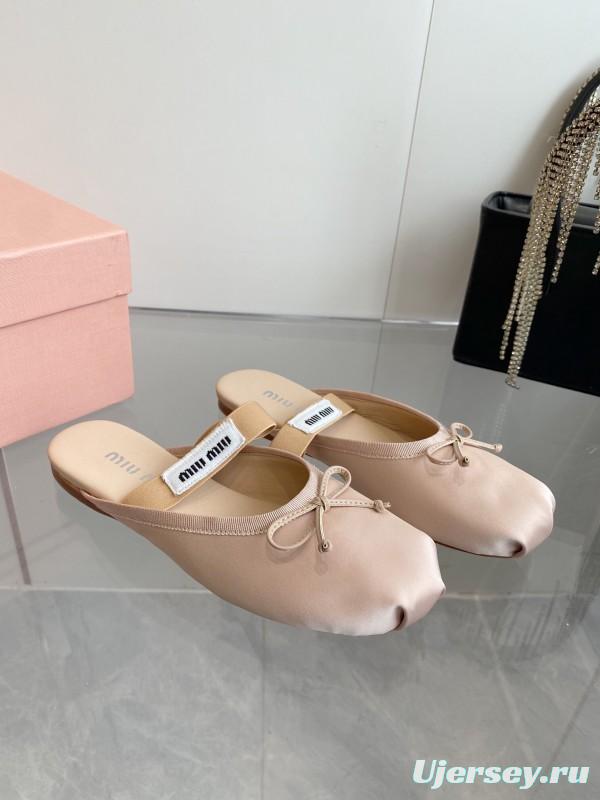 2025 Women Miu Miu Beige Satin Slippers KFY00280