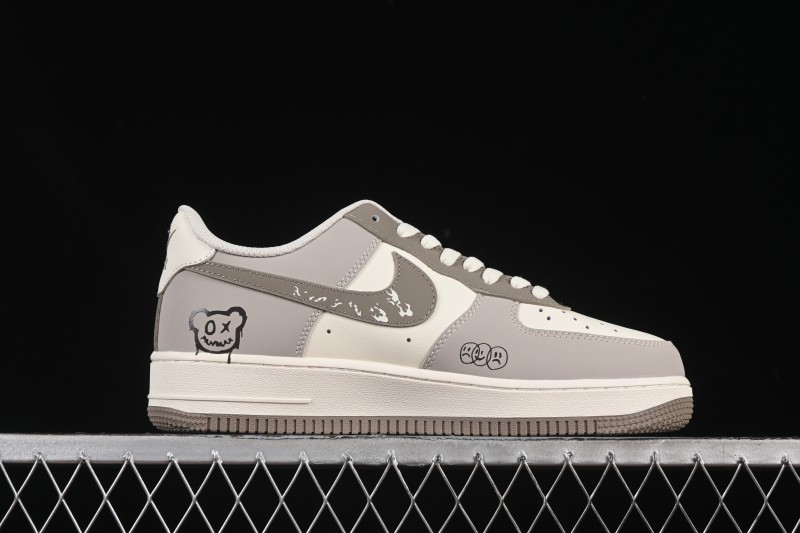 Nike Air Force 1'07 Low Smiling Bear Casual Sneakers - DB3301-881