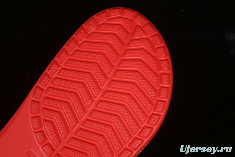 Crocs Classic Two-Way Beach Clog Sandals - B.D4